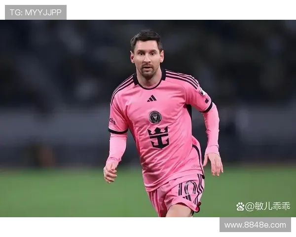 梅西：足球场上的传奇巨星与无与伦比的艺术家画像解析